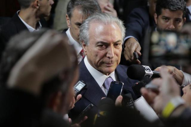 Resultado de imagem para Temer ditadura