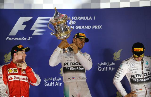 Lewis Hamilton vence o GP do Bahrein e dispara na liderança MARWAN NAAMANI / AFP