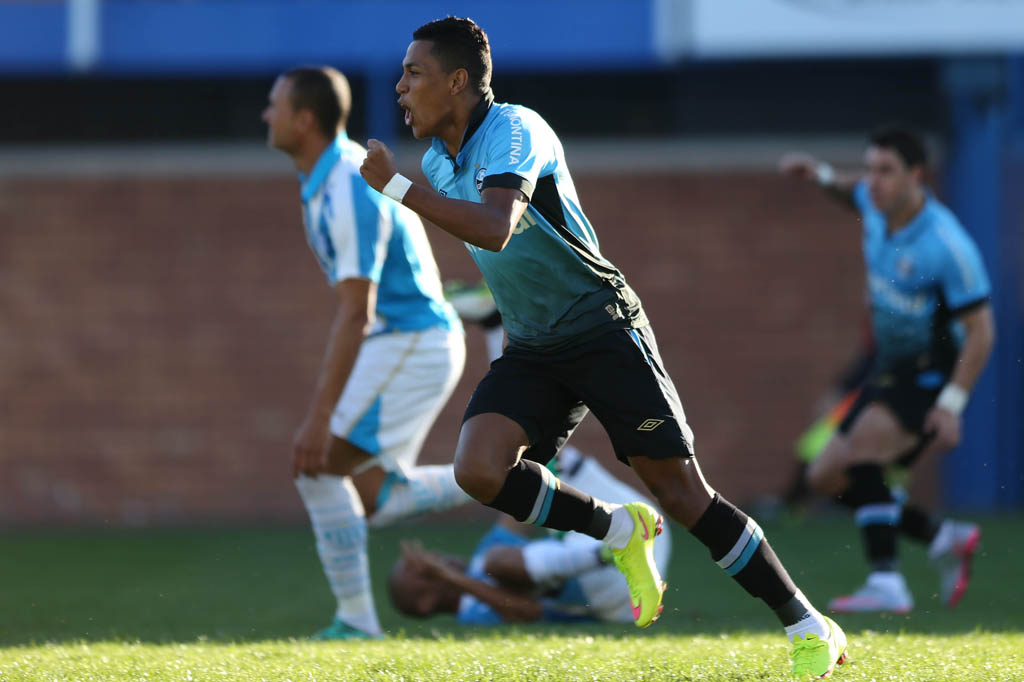 Grêmio vence o Avaí fora de casa e assume o terceiro lugar do Brasileirão Cristiano Estrela/