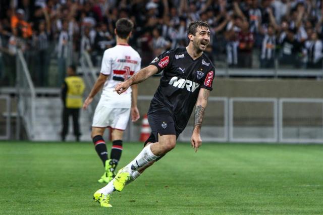 Com 3 gols de Lucas Pratto, líder Atlético-MG bate o São Paulo Bruno Cantini/Atlético-MG
