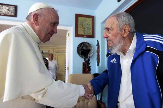 Papa Francisco e Fidel Castro se reúnem em Havana HO/CUBADEBATE/AFP