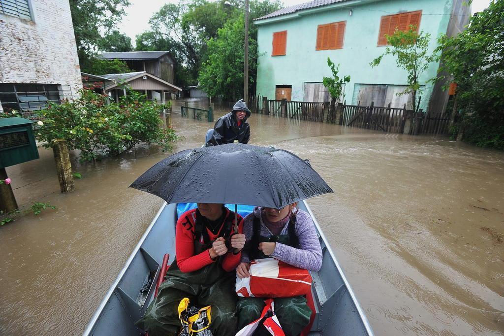 Chuva em excesso traz perdas para o campo no RS