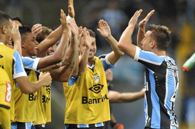 Com gol de Bressan, Grêmio vence o Santos e fica mais próximo de vaga à Libertadores Fernando Gomes/Agencia RBS