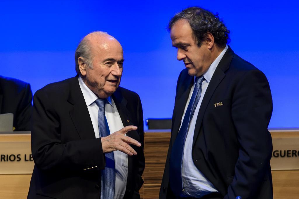 Fifa ouvirá Blatter e Platini nos dias 17 e 18 de dezembro