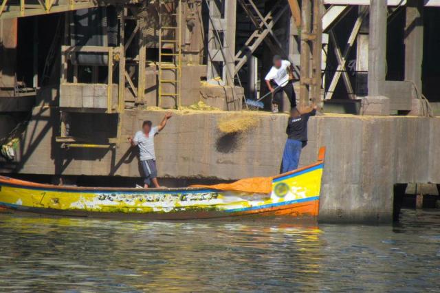 Polícia deflagra operação contra "piratas" que roubam soja em Rio Grande Divulgação/Polícia Civil/Divulgação/Polícia Civil