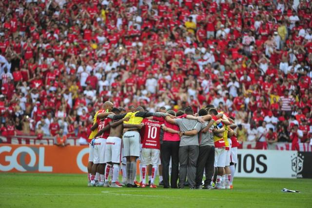 Os aprovados e reprovados no vestibular do Inter Carlos Macedo/Agencia RBS Os aprovados e reprovados no vestibular do Inter Carlos Macedo/Agencia RBS