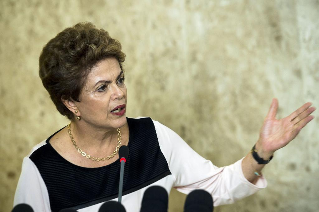 Dilma exonera aliado de Cunha da vice-presidência da Caixa 