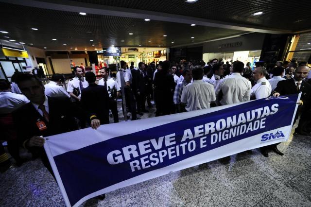 Protesto de aeroviários e aeronautas afeta voos no Salgado Filho  Ronaldo Bernardi/Agencia RBS