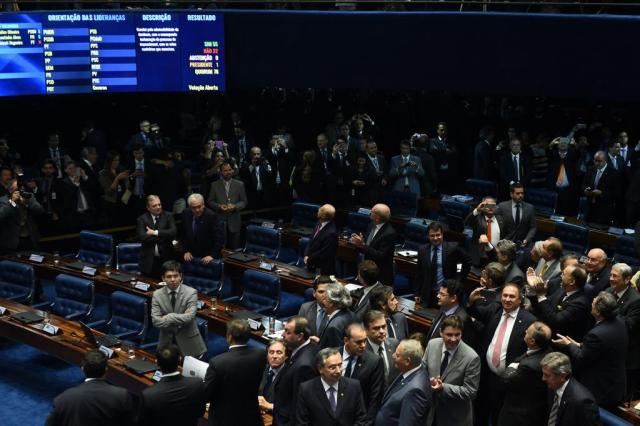 AO VIVO: acompanhe as repercussões do afastamento de Dilma Roussef EVARISTO SA/AFP