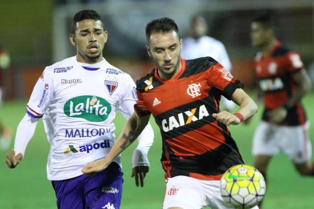 Pio marca dois, e Fortaleza elimina o Flamengo na Copa do Brasil Gilvan de Souza/Flamengo Pio marca dois, e Fortaleza elimina o Flamengo na Copa do Brasil Gilvan de Souza/Flamengo