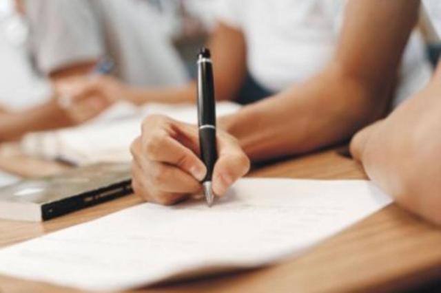 IBGE abre concurso para até 7,5 mil vagas para agente de pesquisas Divulgação/Divulgação