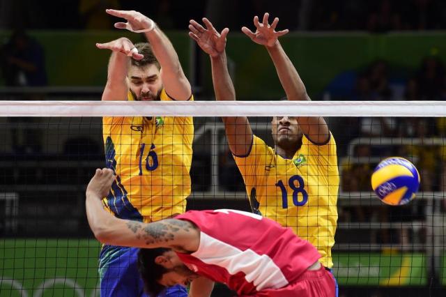 Apesar do nervosismo, Brasil vence México na estreia do vôlei masculino William Lucas/Inova Foto