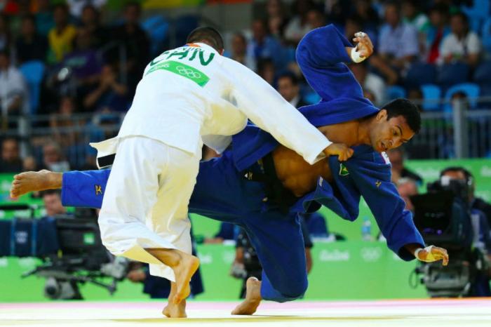 Roberto Castro / Brasil 2016 Roberto Castro / Brasil 2016