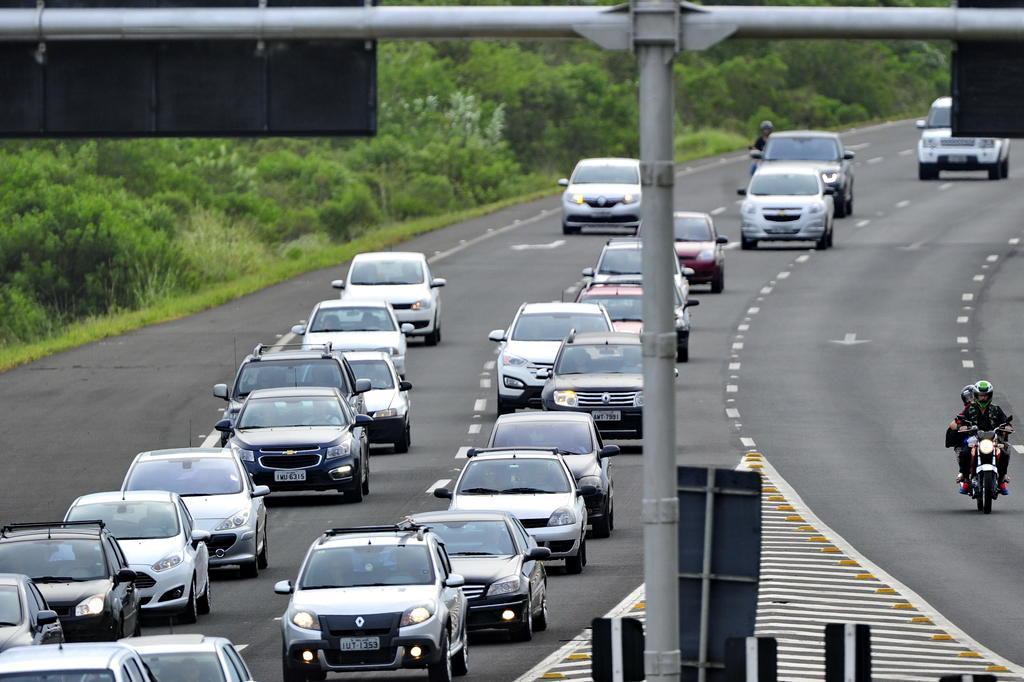 Justiça Federal suspende Lei do Farol Baixo no país Lauro Alves/Lauro Alves
