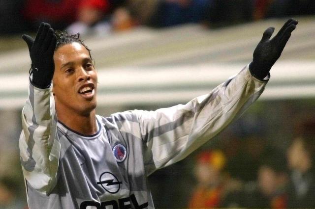 Ex-jogador do PSG critica Ronaldinho: "Não treinava nenhum dia da semana" Ver Descrição/Ver Descrição Ex-jogador do PSG critica Ronaldinho: "Não treinava nenhum dia da semana" Ver Descrição/Ver Descrição
