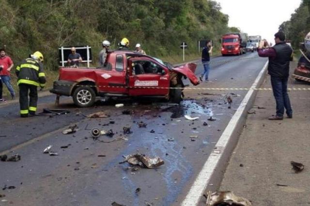 Acidente entre caminhão, carreta e três carros deixa um morto na RS-135, em Erechim Divulgação/Defesa Civil de Erechim