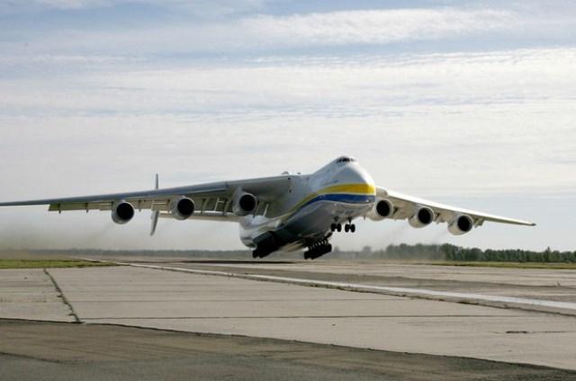 Conheça o Antonov 225, o maior avião do mundo Divulgação/ Antonov Company/ Conheça o Antonov 225, o maior avião do mundo Divulgação/ Antonov Company/