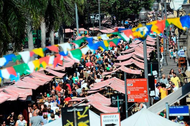 Feira do Rio Antigo tem duas edições em dezembro Recortes de Viagem Viagem Vida e Estilo Artesanato Brasileiro ~ Feira do Rio Antigo tem duas edições em dezembro Recortes de Viagem Viagem Vida e Estilo