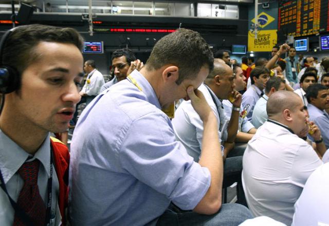 Bovespa fecha na maior queda desde fevereiro de 2007 Sebastião Moreira, EFE/ Bovespa fecha na maior queda desde fevereiro de 2007 Sebastião Moreira, EFE/