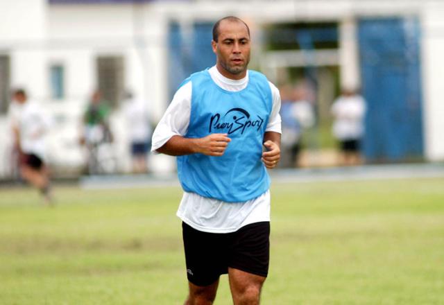 Arilson é detido por não pagar pensão alimentícia Ulisses Job / Arilson é detido por não pagar pensão alimentícia Ulisses Job /