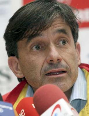 Possível presença de Maradona na Davis anima tenistas espanhóis Albert Olivé, EFE / Possível presença de Maradona na Davis anima tenistas espanhóis Albert Olivé, EFE /
