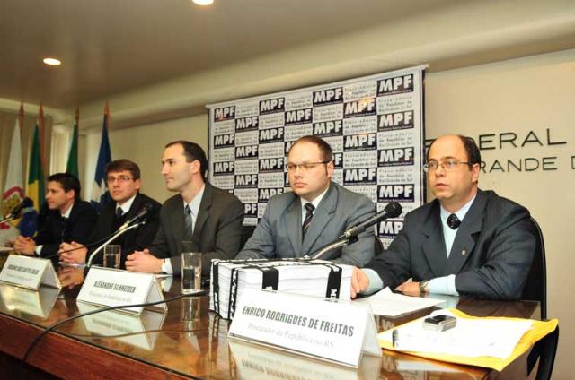 MPF confirma pedido de afastamento do cargo da governadora Yeda Adriana Franciosi/ MPF confirma pedido de afastamento do cargo da governadora Yeda Adriana Franciosi/