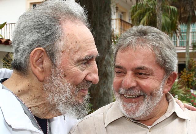 Lula encontra Fidel em visita a Cuba Ricardo Stuckert, Divulgação / Presidência/ Lula encontra Fidel em visita a Cuba Ricardo Stuckert, Divulgação / Presidência/