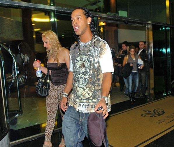 Ronaldinho Gaúcho curte férias em Florianópolis Ricardo Duarte/ Ronaldinho Gaúcho curte férias em Florianópolis Ricardo Duarte/