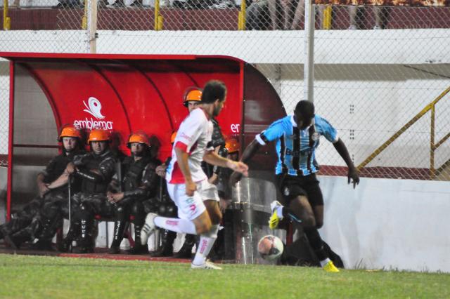 Grêmio B é goleado pelo São José e está eliminado da Copa Luiz Fernando Costa
