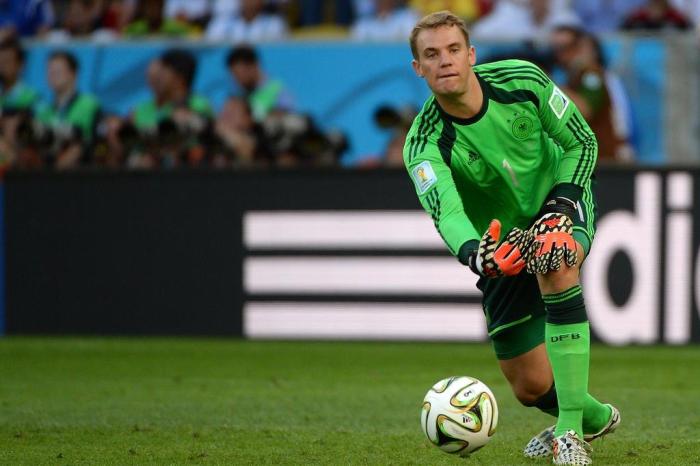 Manuel Neuer é escolhido o melhor goleiro do mundo em 2016