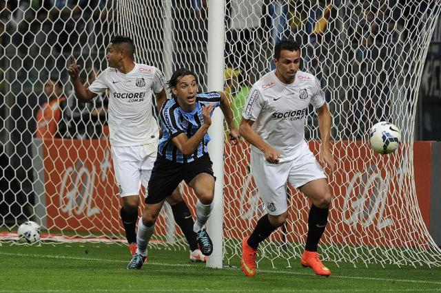 Cotação ZH: Geromel, Biteco e Lucas Coelho são os destaques do Grêmio no empate com o Santos