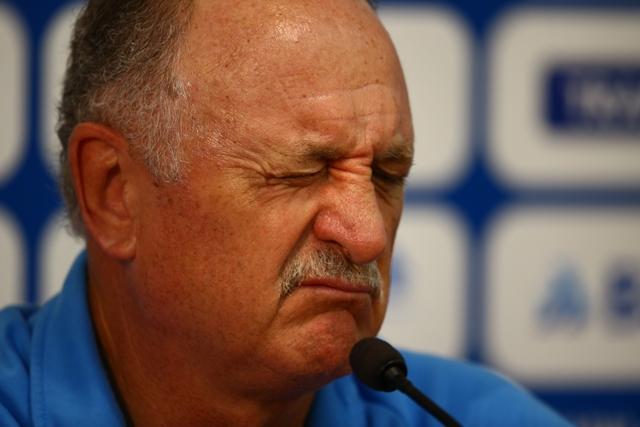 Felipão reconhece deficiência no ataque e não garante retornos de Rhodolfo e Giuliano