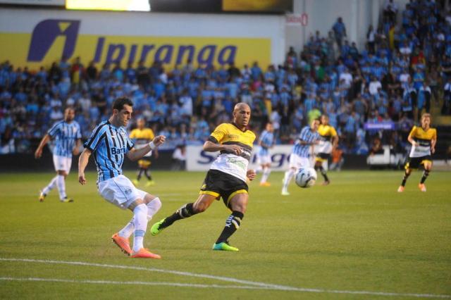 Com boa produção do ataque, Felipão brinca: Parece que estávamos guardando os gols