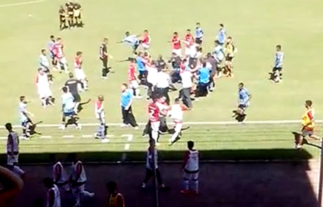 Inter demite dois profissionais por envolvimento em briga no Gre-Nal sub-14
