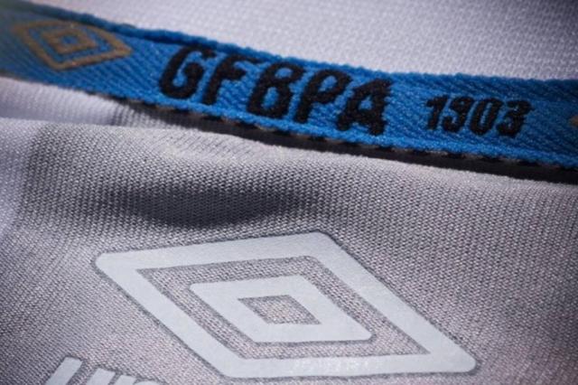 Umbro divulga novo detalhe da camisa do Grêmio para 2015
