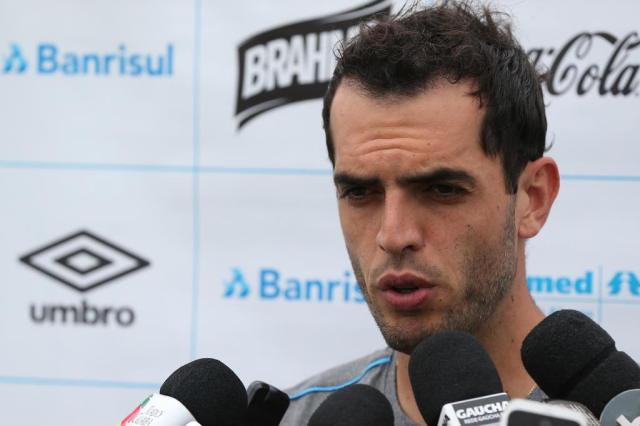 Rhodolfo lamenta saída de Moreno: Difícil perder jogadores com bagagem