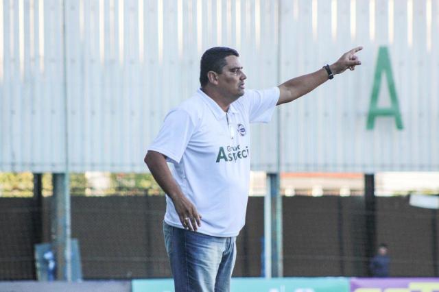 Agora treinador, Gilson Maciel reencontrará Felipão no Cristo Rei