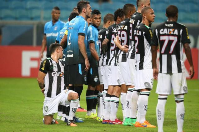 Depois de vitória, Rhodolfo revela agressão sofrida por Matías Rodríguez