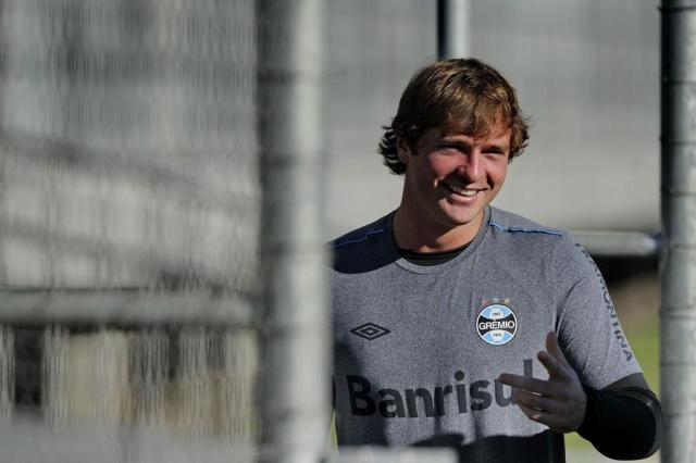 Afilhado de Taffarel, Tiago é trunfo do Grêmio contra o líder Atlético-PR