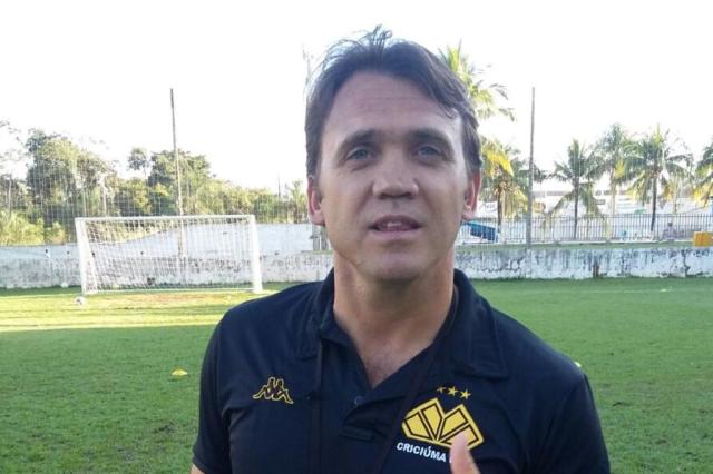 Petkovic vê Grêmio como favorito absoluto contra o Criciúma