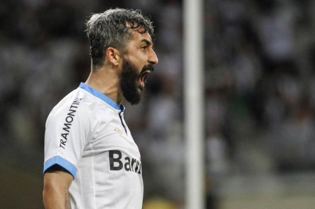 Ticiano Osório: O gol de Douglas e o duplo deleite do delay