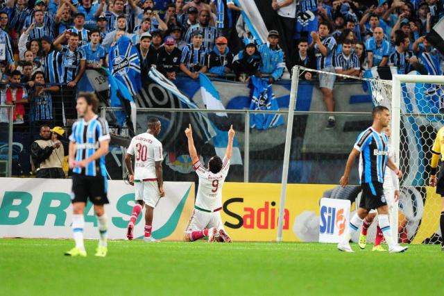 Arena lotada não é trauma para jogadores do Grêmio, garante Romildo Bolzan