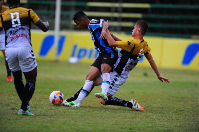 No Vieirão, Grêmio e Criciúma ficam no 1 a 1 pela Copa Sub-20