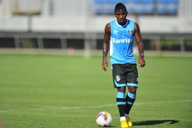 O preço Bolaños: quanto cada gol e cada jogo do meia custou ao Grêmio