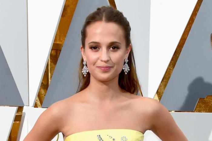 Tomb Raider: Alicia Vikander, que interpreta Lara Croft, dá