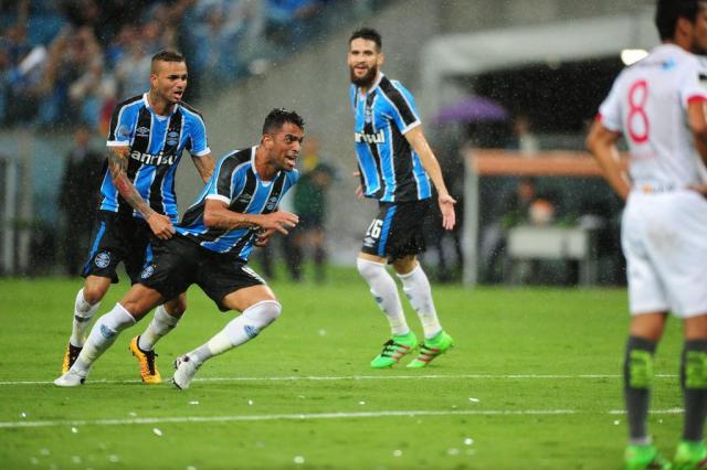 Grêmio não vencia por quatro gols de diferença desde a estreia de Bolaños no ano passado