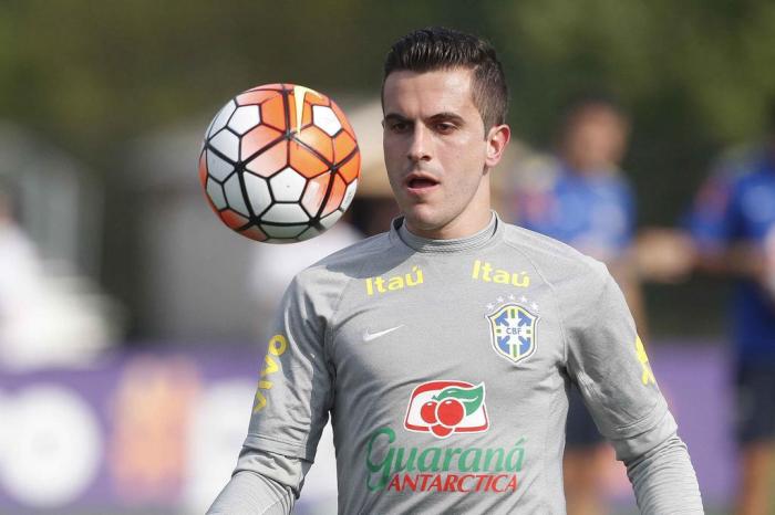 Marcelo Grohe - A origem: a trajet�ria do goleiro que est� brilhando com a  camisa do Gr�mio - Marcelo Grohe - A origem: a trajet�ria do goleiro que  est� brilhando com a