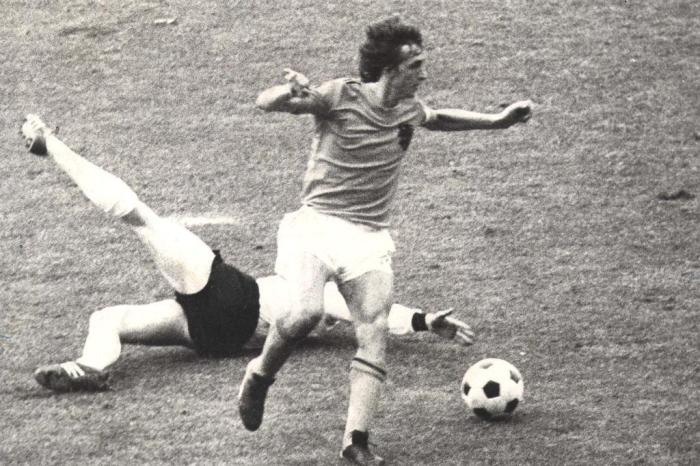 Câncer mata Cruyff, o maior jogador de futebol da história da Holanda -  Jornal Opção