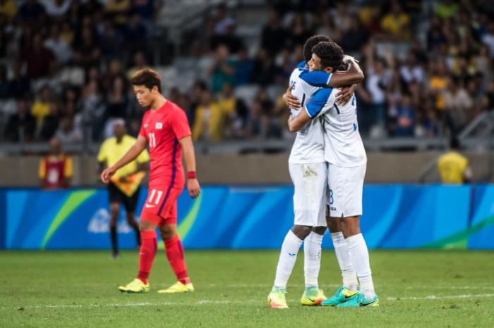 Seleção Brasileira de futebol vence Honduras e vai à semifinal dos