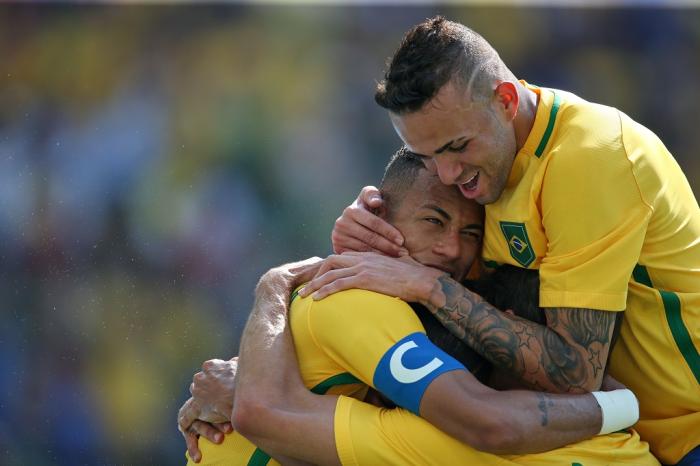 Seleção Brasileira de futebol vence Honduras e vai à semifinal dos